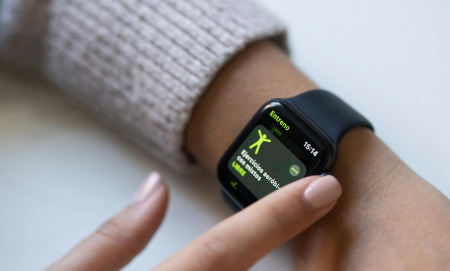 Умни часовници и приложения за спортен прогрес
